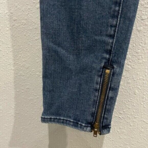 New J Brand High Rise Moto Ankle Zip Slimming Contemporary Photo Ready Jeans - Picture 3 of 7